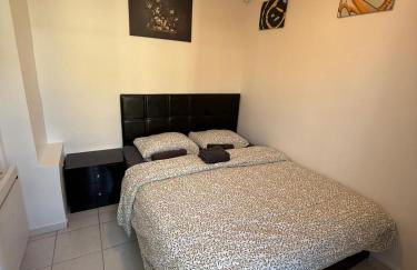 Carnot - VILLIERS LE BEL proche Aéroport ROISSY CHARLES DE GAULLES & PARIS - Foto 19