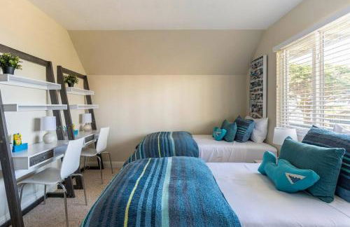 Ocean View Retreat Mins to Beaches & Trails - Photo 22