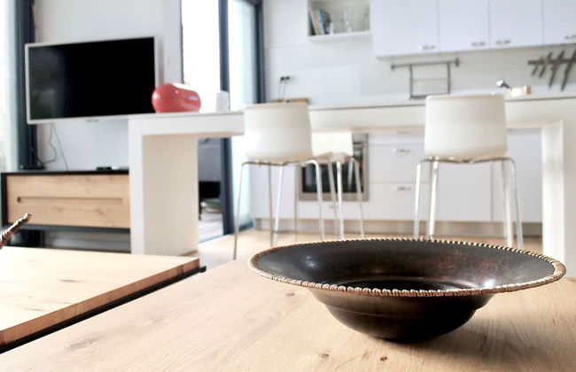 Stunning Duplex Near the Sea - Photo 11