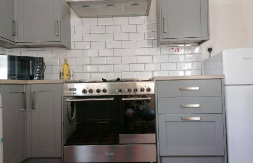 Chester 4 Bedroom House, Contractors & Leisure by Rework Accommodation - Photo 20