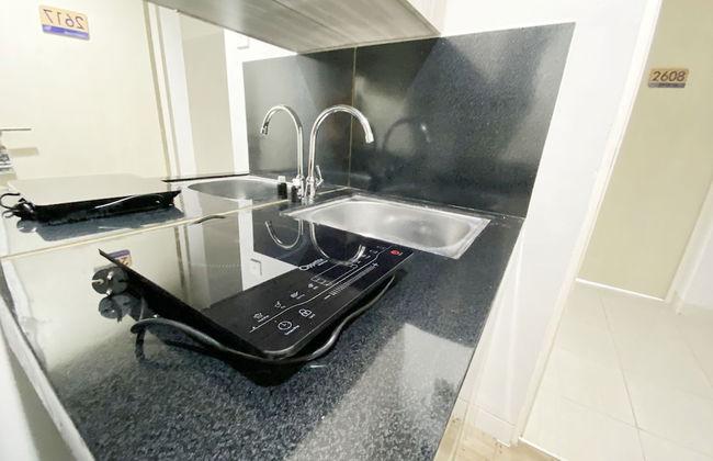 Homey And Cozy Living Studio Amartha View Apartment - Foto 10