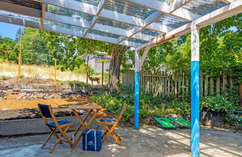 Fresh & Comfy House with Hot Tub, Pool Table, & BBQ - Foto 54