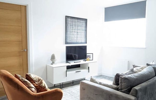 Luxury 2 Bed Apt - 15 Mins to Central Birmingham - Foto 1