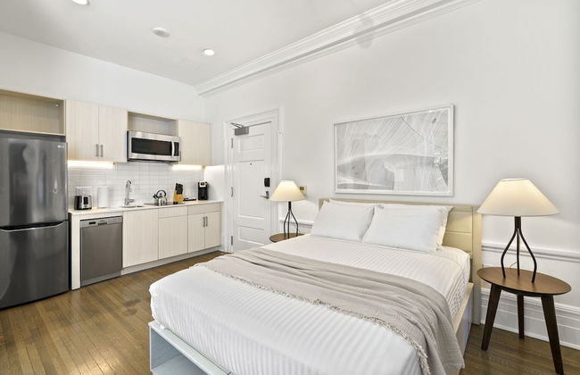 Placemakr Dupont Circle - Photo 29