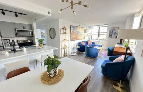 Luxury 2BR - Elevator-Gym-Laundry-10 Min to NYC - Foto 2