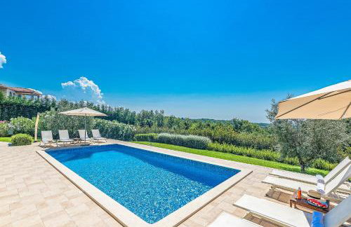 Villa Sterpazzi near Poreč with heated private pool, sea view, jacuzzi and sauna - Foto 39