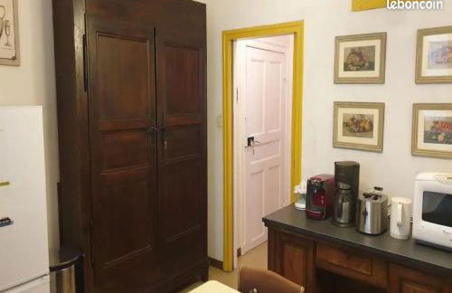 Grand appartement de charme avec parking privé - Foto 16