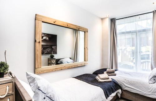 Ark at Anchor - Foto 35