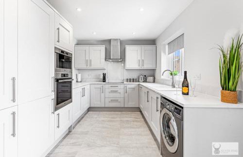 Elegant 5-Bed House with ample parking - Foto 25