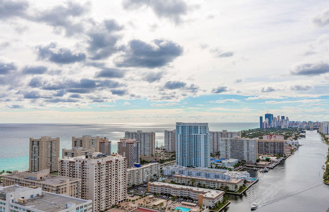 Private Ocean Luxury Condos at Beachwalk - Foto 48