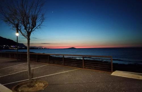 Casa Punta Barcarello, Sferracavallo fronte mare e tramonti da sogno, a due passi dalla splendida spiaggia di Mondello - Foto 35