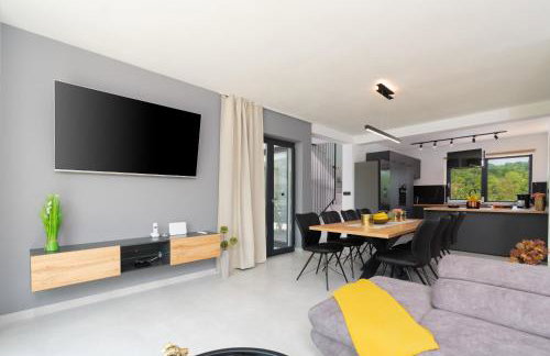 Modern 300m2 Villa - King Beds & Leisure Zone - Foto 17