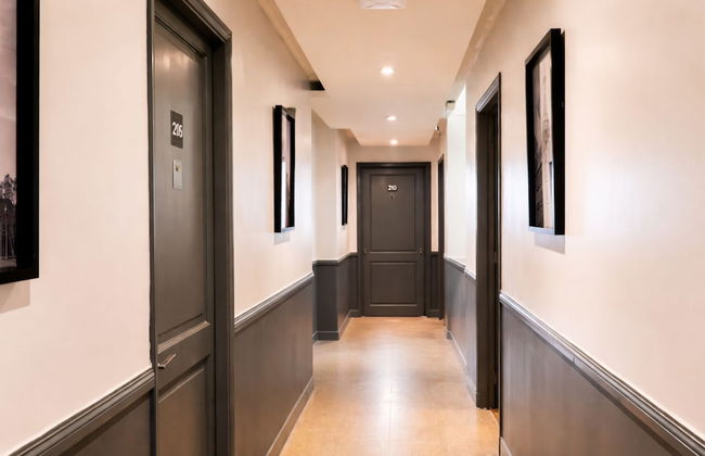 Moreno 820 by DOT Suites - Photo 43