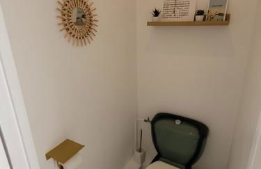 Piscine & Soleil à Hyères - T3 spacieux avec Clim & Extérieurs - Foto 2