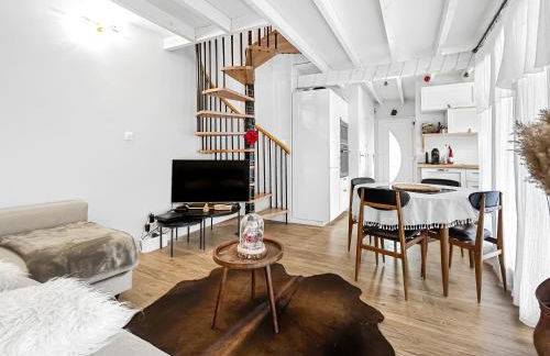 Refuge Montagnard - Terrasse et Local à Ski ou Vélo - Foto 5