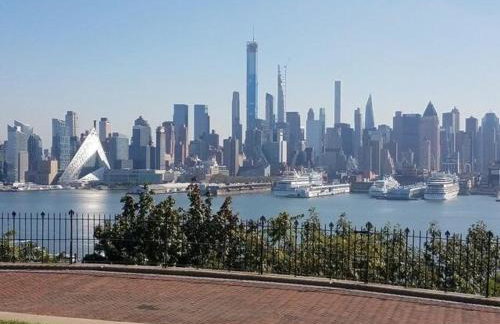 Entire House in West Ny, NJ12 mints from NYCity Time Square - Foto 3