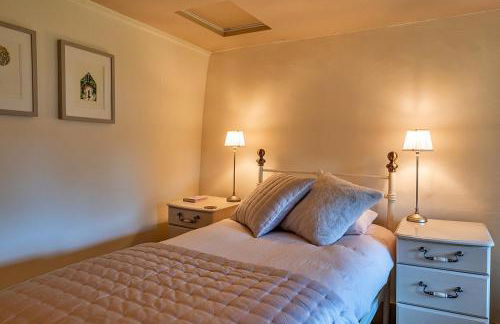 Finest Retreats - The Thatch at Winterborne Houghton - Photo 24