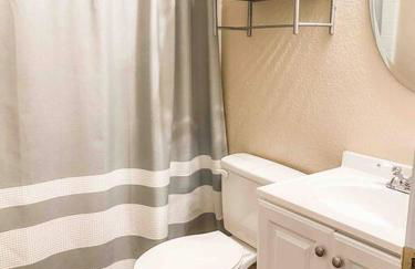 Beach Happy-Lake Close-Private Waterpark Oasis -sleeps 14 - Foto 31