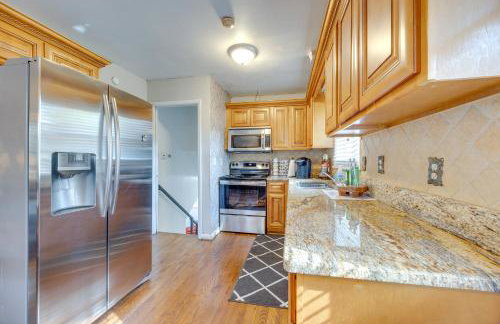 5 Mi to Trussville Birmingham Home with Balcony - Photo 9