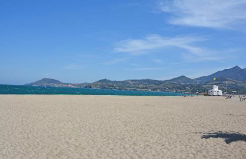 Tranquil Villa with Pool - Foto 36