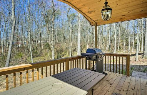 10 Mi to Drive-In Lakefront Trenton Cabin! - Foto 23