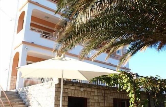 Apartments and Rooms Mlacović - Photo 40