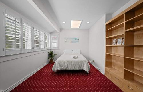 Spacious 5BR LA Villa with Pool Spa & Game Room - Foto 34