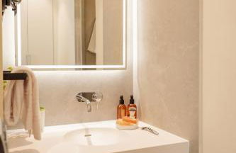 U-Sense Sevilla Catedral - Photo 73