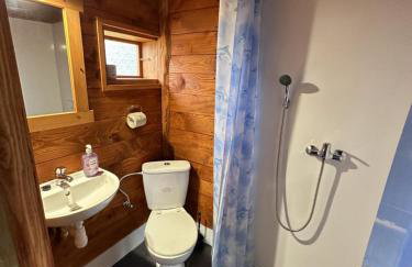 Domki wędkarskie nad Stawami Pirania - Foto 30