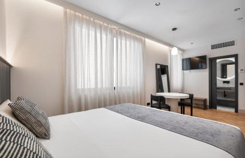 Pacifico Suites near Retiro - Photo 34