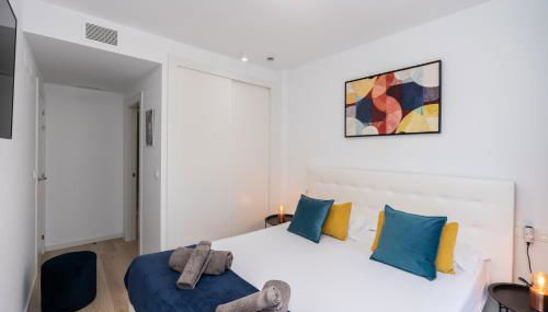 One80 Residences New Modern Apartment with amazing sea view to Gibraltar & Africa - Photo 4