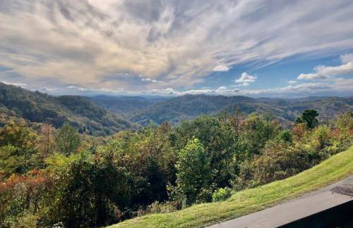 Mtn Views Hot Tub Close to Asheville - Foto 4