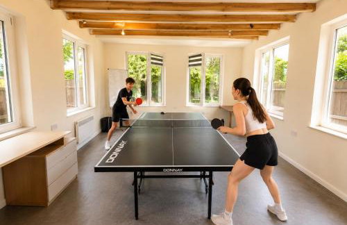 North London A spacious 7 bedroom house accommodating up to 18 people complete with own gym and table tennis - Foto 34