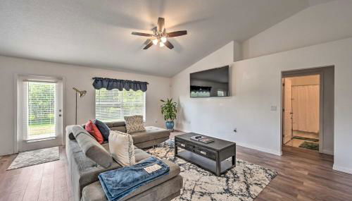 Ranch-Style Lehigh Acres House with Big Backyard! - Foto 4