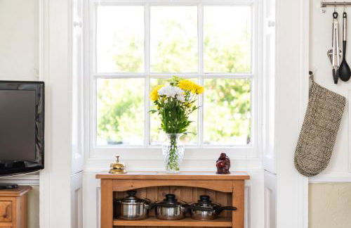 Stunning & spacious Georgian town house in St Neots town centre with parking - Foto 27