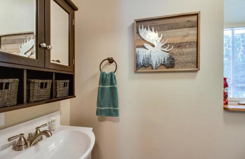 White Swan Lake Home Near Hiking and Snowmobiling! - Foto 28