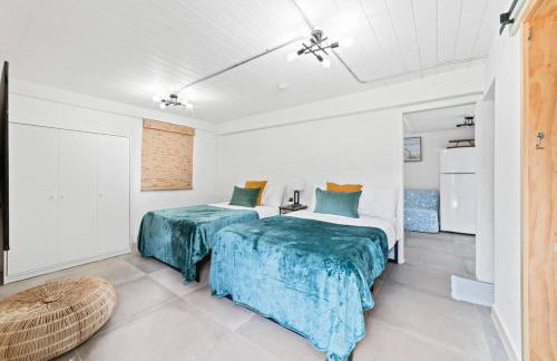 Lakefront Villa with Heated Pool Kayaks and Outdoor Fun - Foto 22