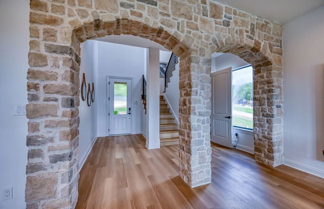 Luxury Lakefront Home-private Dock - Dipping Pool! - Foto 34