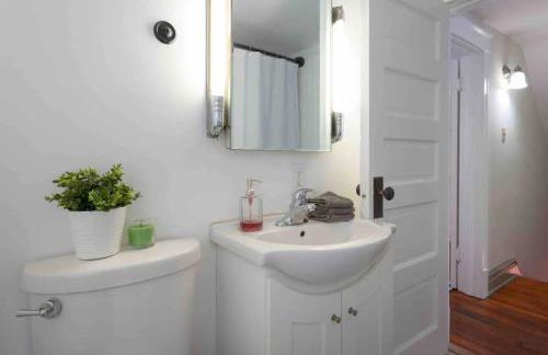 Westport Plaza Stay 2BR Cozy Escape - Foto 15