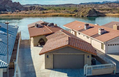 Moovalya Keys | Spacious Riverfront Retreat • Private Dock - Foto 51