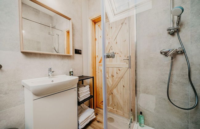 House in Nadole With Private Beach & Jacuzzi - Photo 14