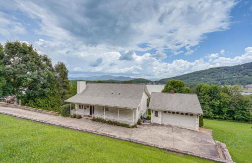 Less Than 1 Mi to Lake Chatuge Home with Mtn and Water Views! - Foto 3