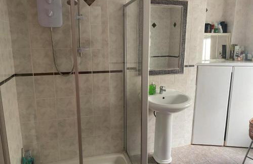 Derry City center townhouse - Photo 14