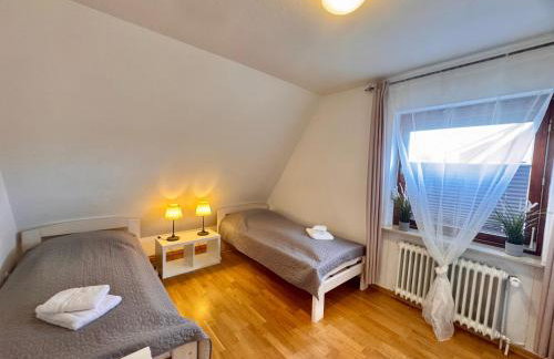 Ferienwohnung mit Balkon und eingezäunten Garten - Foto 17