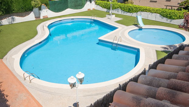 R142 - B4 Manila Resort Centrales - Foto 2, Habitación