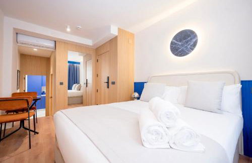 Iconic Suites - Photo 100