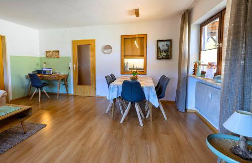 FeWo Armonie im Allgäu - Tischfußball & Dart, großer Südbalkon, gratis Erlebnisse mit Königscard - Foto 12