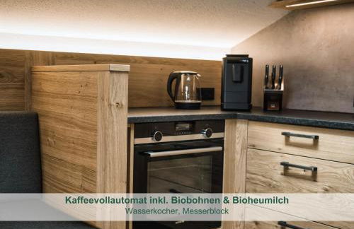 Chalet - Ferienwohnungen - Biohof Stöger - Panoramasüdbalkon - grandiose Aussicht auf See, Berge und Schloss Neuschwanstein - Foto 18