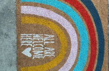 Roomy Oasis DC area pet friendly - Foto 13