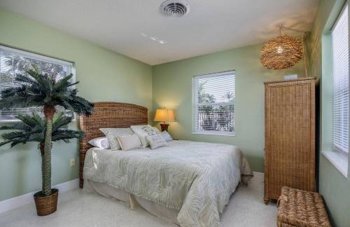 Family retreat at the beach - direct oceanfront! - Foto 59